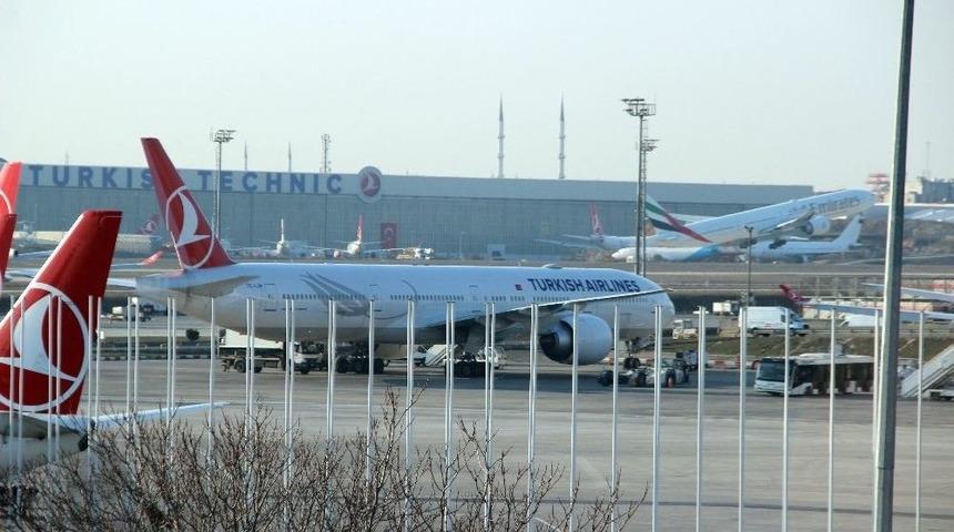 Thy&rsquo;nin Toronto U&ccedil;ağında Bomba İhbarı