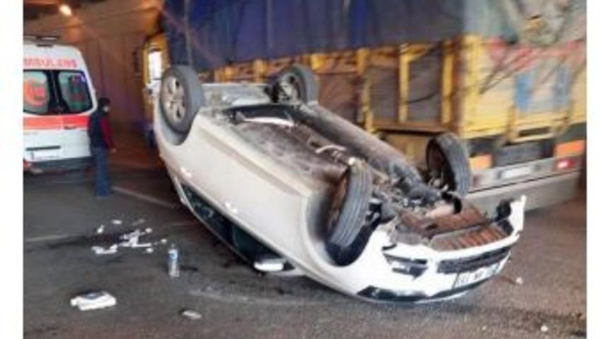 Ters D&ouml;nen Otomobildeki Kız &Ccedil;ocuğu &Ouml;ld&uuml;