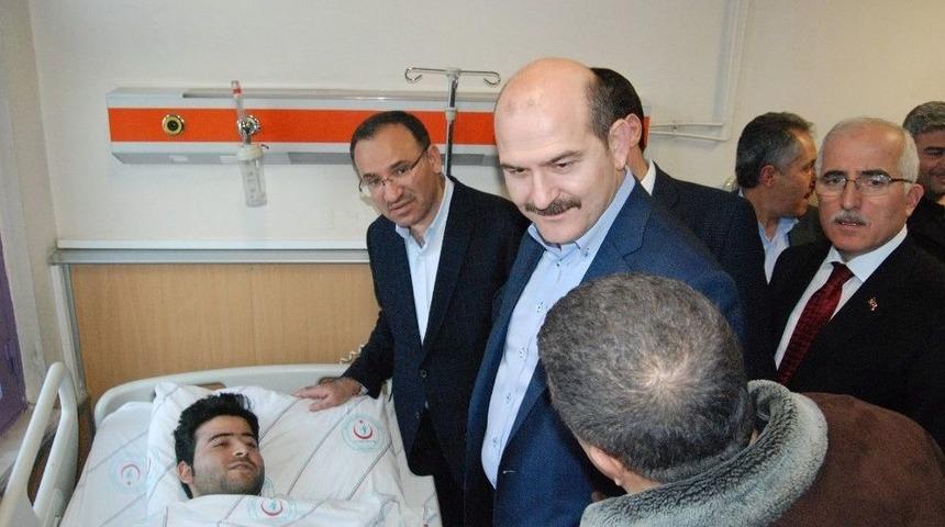 Bakanlar, Viranşehir&rsquo;deki Saldırıda Yaralananları Ziyaret Etti