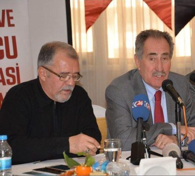 Eski Kültür Bakanı Ertuğrul Günay Diyarbakır'da