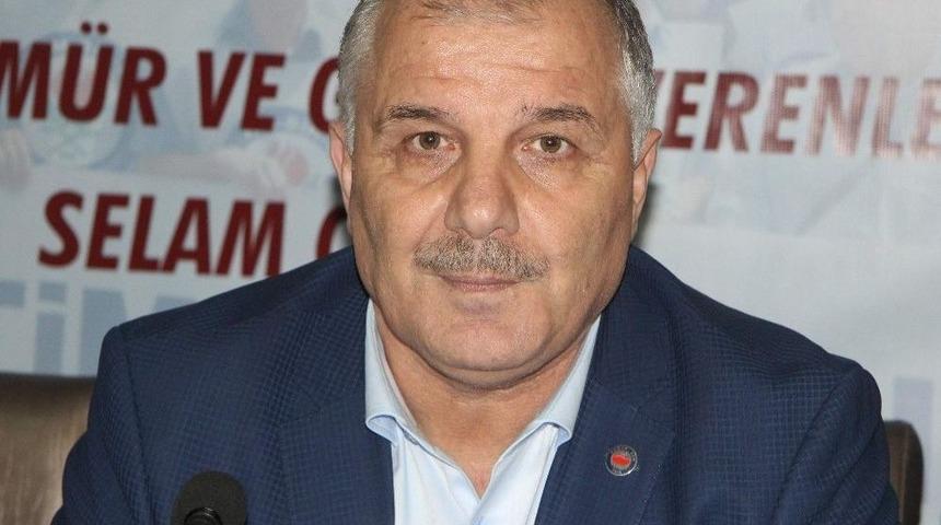 Eğitim Bir-sen Bursa Şubesi 25 Yılda Hizmet Edenleri Plaketle &Ouml;d&uuml;llendirdi