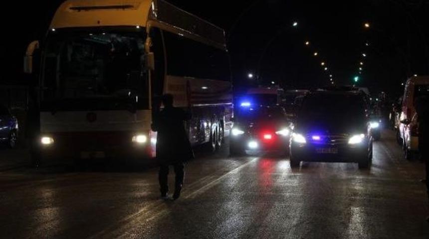 Erdoğan: Keşke Cumhurbaşkanlığı Sistemine 1990'lı Yılların Başında Ge&ccedil;seydik (5)