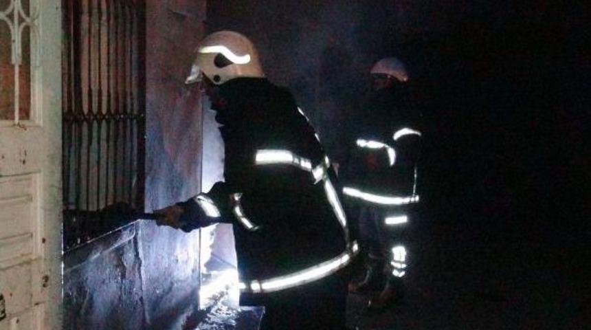 Cinayet Zanlıları Yakınlarının Oturduğu Ev Kundaklandı