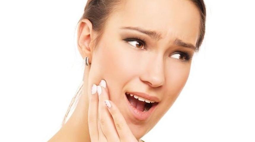 &Ccedil;&uuml;r&uuml;k Dişler Kalbe Vuruyor