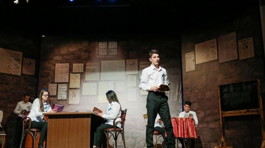 Kepez’de Öğrencilere ‘7 Lise 7 Güzel Adamı Anlatıyor’ Projesi