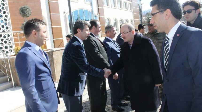 İ&ccedil;işleri Bakan Yardımcısı &Ouml;zt&uuml;rk Siirt&rsquo;te