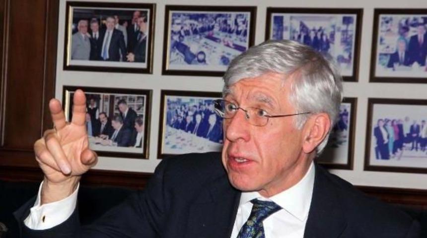 Eski İngiliz Bakan Straw: İ&ccedil; Savaşın Eşiğinden D&ouml;n&uuml;ld&uuml;