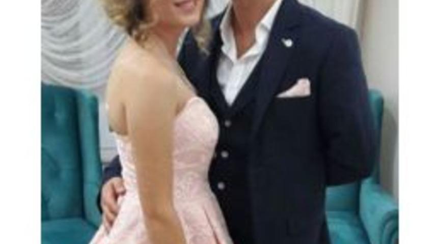 Kafasına Cam D&uuml;şen Kızın Ailesi Konuştu