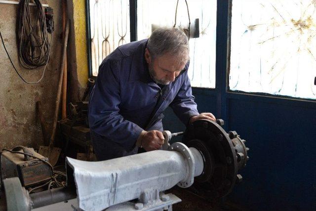 (&ouml;zel Haber) U&ccedil;aklardan Esinlenip Pervaneli Klima Sistemi İ&ccedil;in Kolları Sıvadı 2