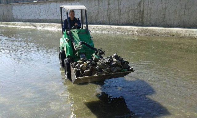 Akçakoca Çivi Deresi Temizlendi