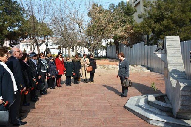 Başkan Albayrak Yardımsevenler Derneğinin Kuruluş Yıldönümünü Kutladı