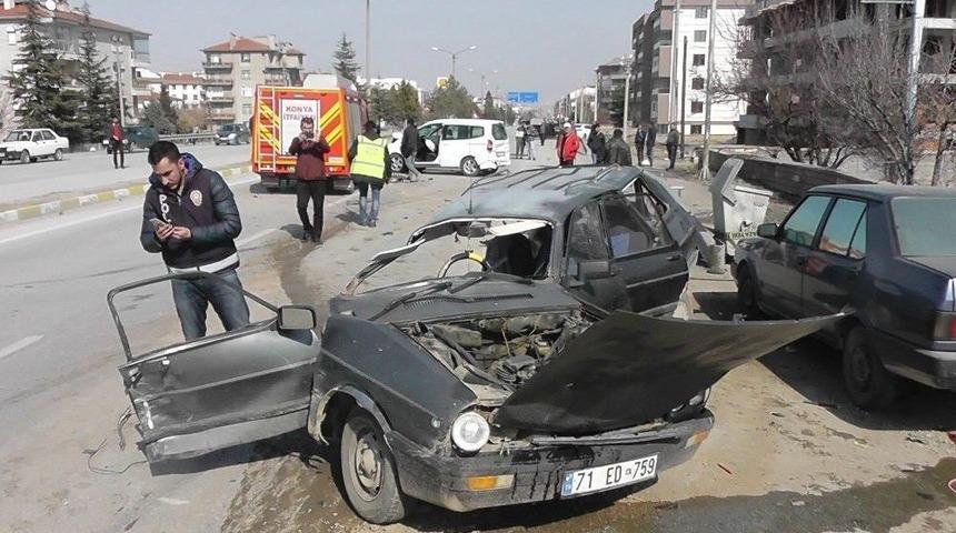 Konya&rsquo;da Zincirleme Trafik Kazası: 3 Yaralı