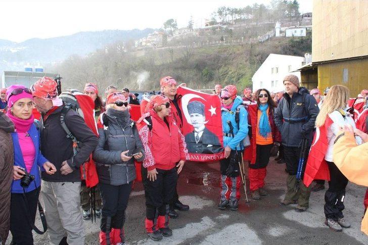 Atatürk Ve İstiklal Yolu Kış Yürüyüşü Başladı G4