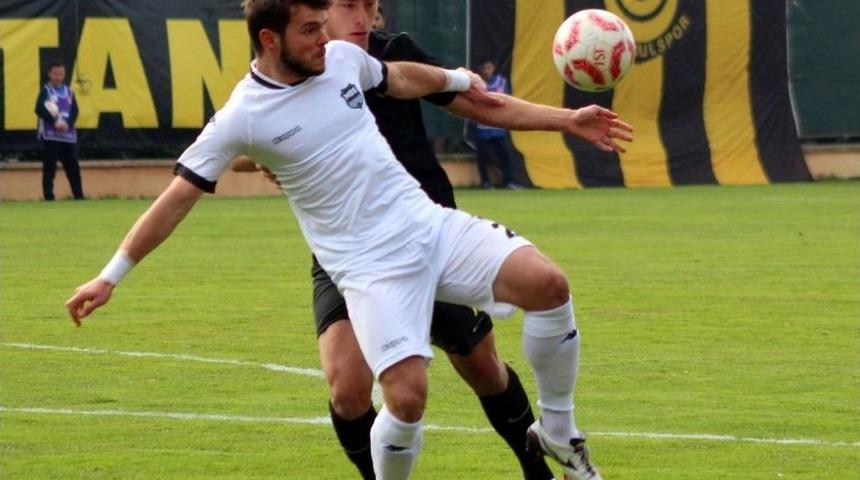 Nazilli Belediyespor İstanbul&rsquo;da Kaybetti