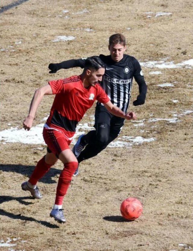 Van Büyükşehir Belediyespor-Altay: 2-2