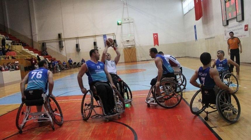 Tekerlekli Sandalye Basketbol S&uuml;per Ligi
