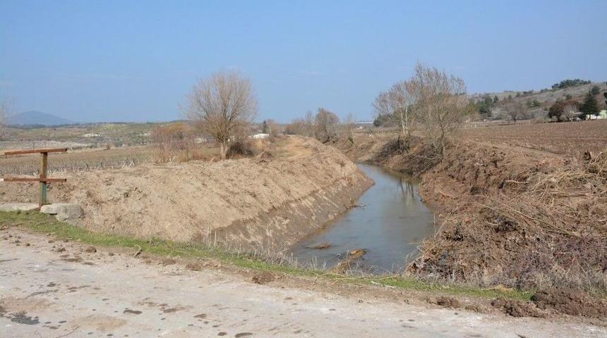 &Ccedil;amk&ouml;y Mahallesi&rsquo;nin Sarma &Ccedil;ayı Temizlendi