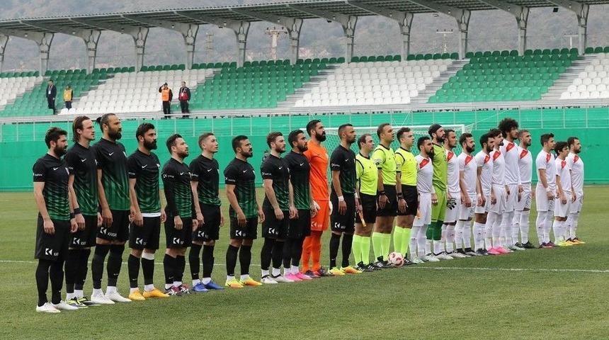 Manisa Bbsk Kendi Evinde Berabere Kaldı