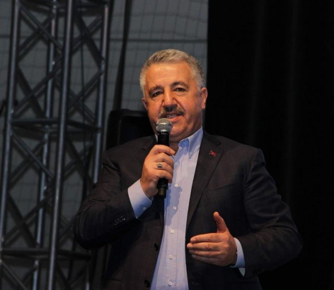 Bakan Arslan, Ak Partili &Uuml;yelerle Buluştu