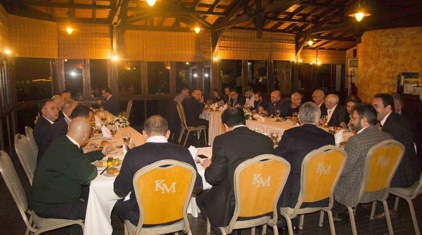 Mustafa Savaş, Kuşadası&rsquo;nda Turizmcilerle Buluştu