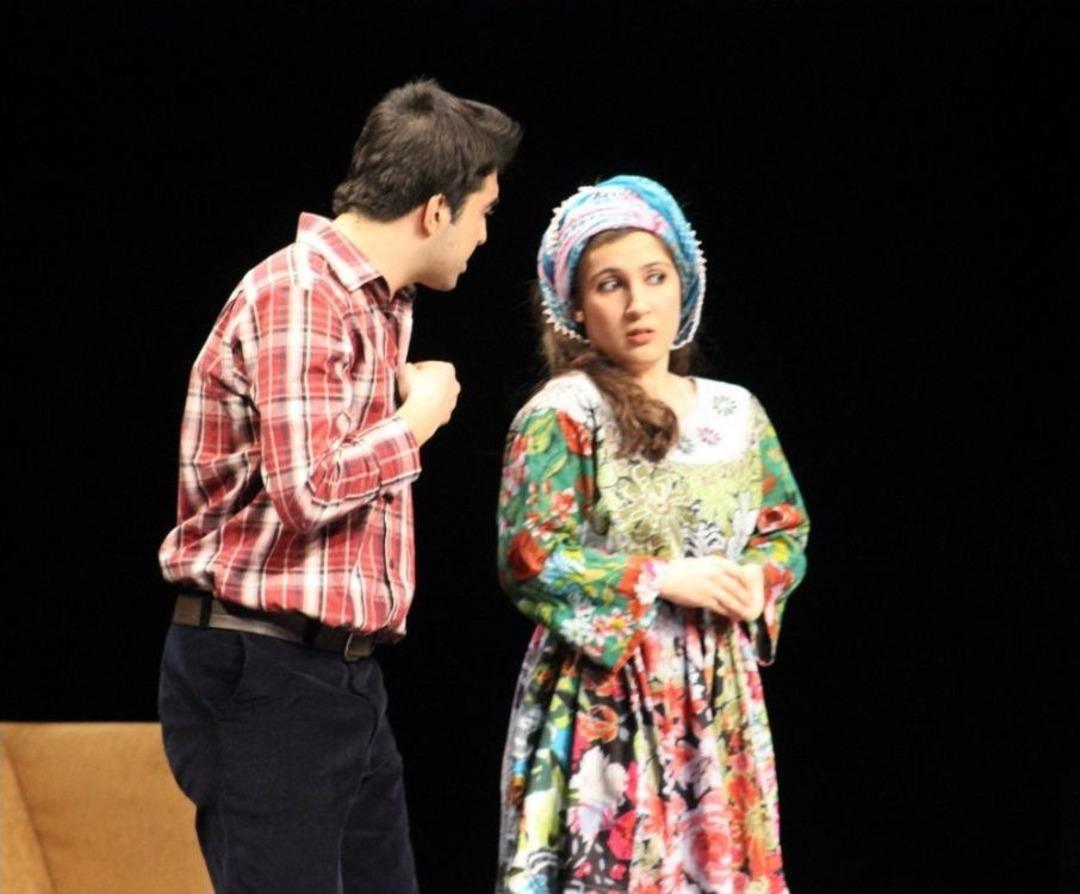 T&uuml;rkiye&rsquo;de İlk Kez İşitme Engellilerle Diğer Vatandaşlar Beraber Tiyatro İzledi