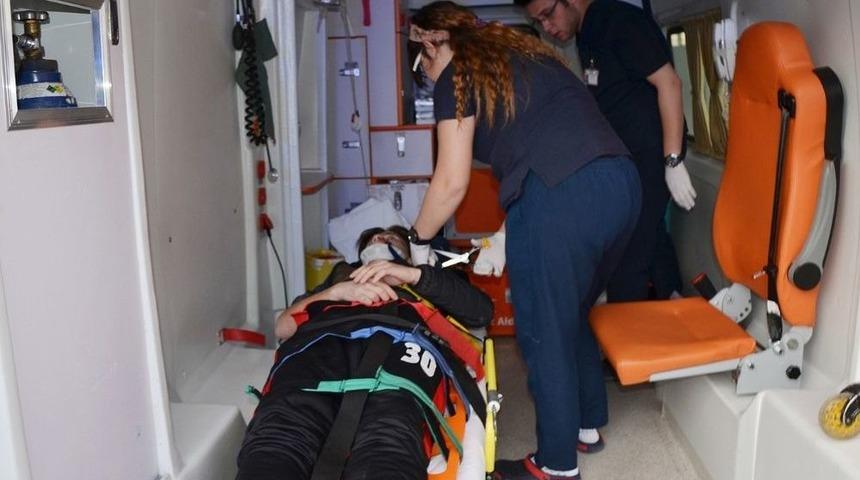 Milas’ta İki Motosiklet Çarpıştı; 3 Yaralı