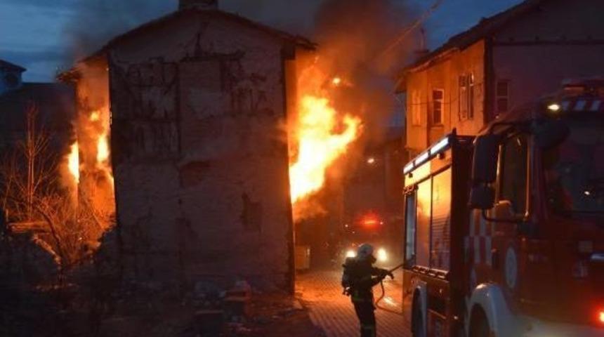 Metruk Binada Yangın