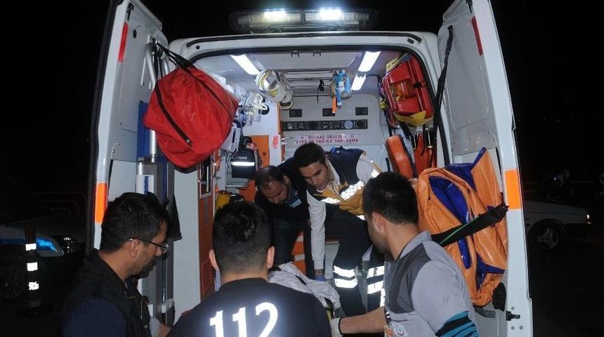 Antalya&rsquo;da Silahlı Kavga: 1 Yaralı