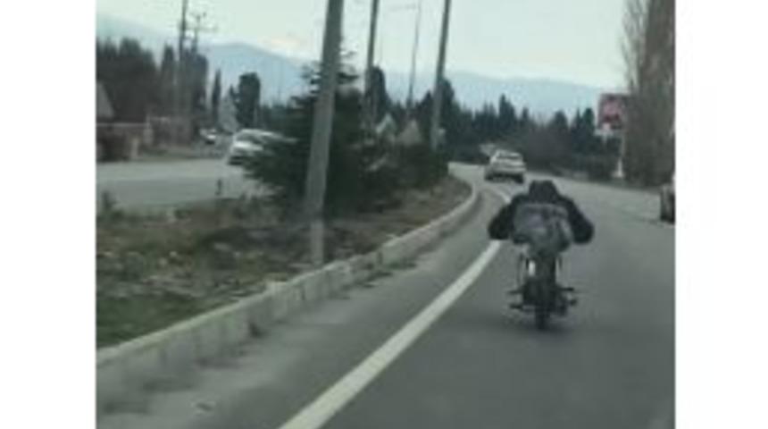 Motosiklette &Ouml;l&uuml;m&uuml;ne Dans