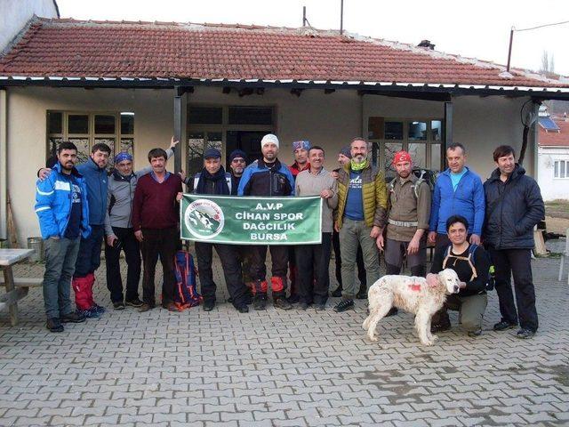 Cemre Düştü, Doğa Renklendi