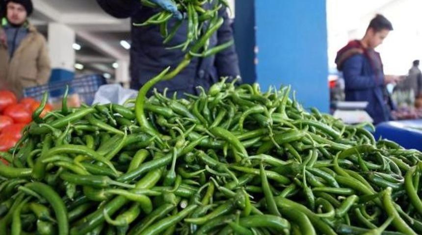 Biberin Şeklini Hormon Değil Isı Farkı Bozdu