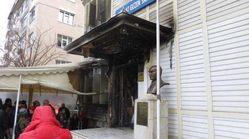 Müjdat Gezen Sanat Merkezi'ne Kundaklama Iddiası (1)