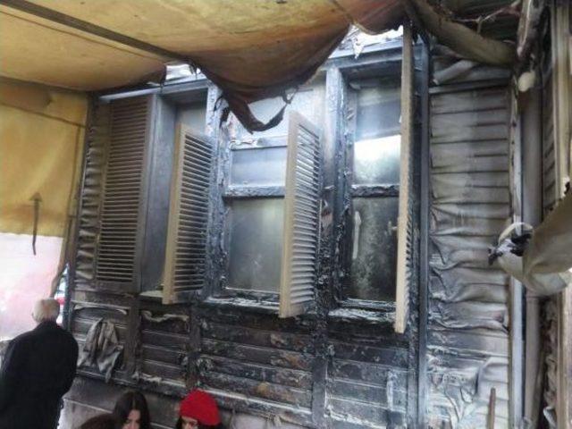 Müjdat Gezen Sanat Merkezi ne Kundaklama Iddiası (1) 1