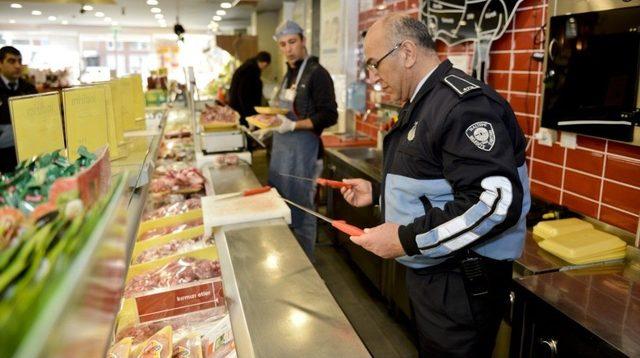 Maltepe Zabıtasından Market Denetimi 2