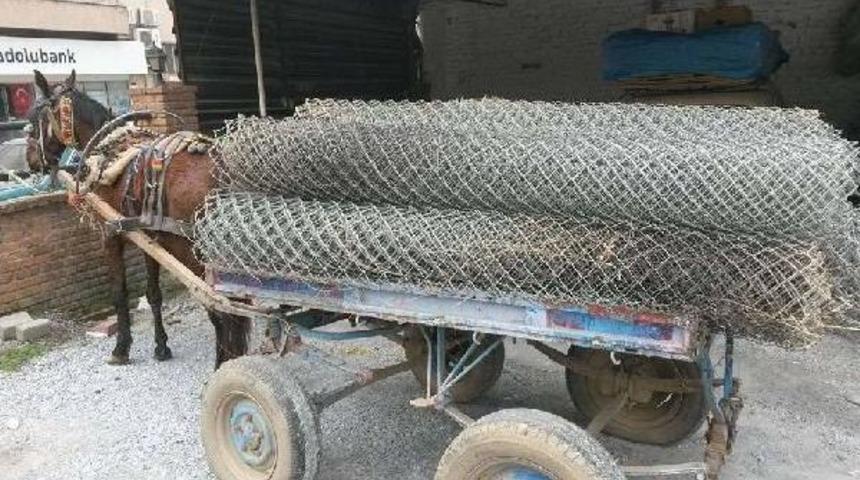 &Ccedil;aldığı Tel &Ouml;rg&uuml;leri Satmak Isterken Yakalandı