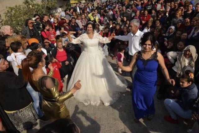 28 Yıl Sonra D&uuml;ğ&uuml;n Yaptılar 3