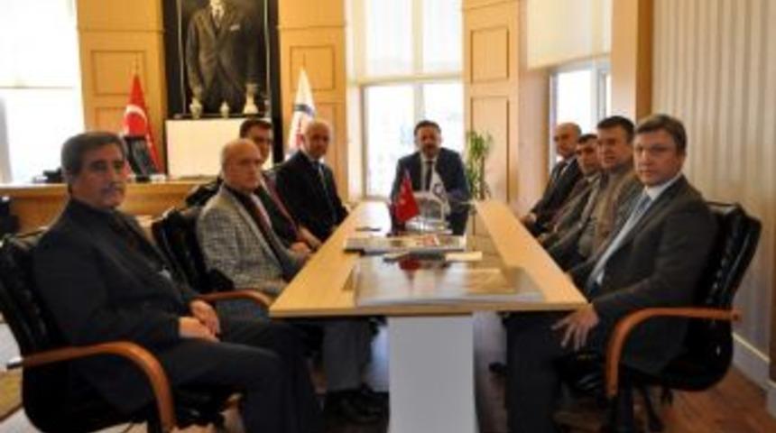 Rekt&ouml;r Remzi G&ouml;ren: K&uuml;tahya&rsquo;nın Gelişmesini Katkı Sağlıyoruz