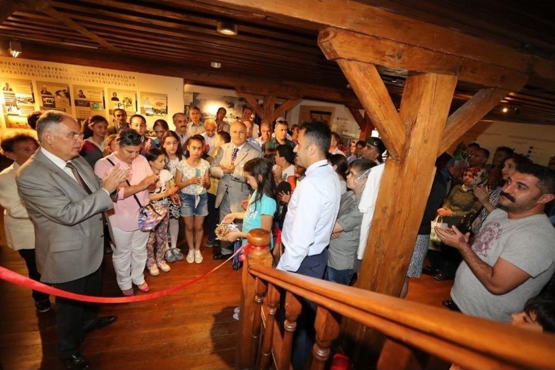 Sel&ccedil;uk&rsquo;un "belleği" Dolup Taştı