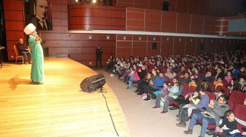 &Ccedil;ocuklar Tiyatro İle Buluşmaya Devam Ediyor