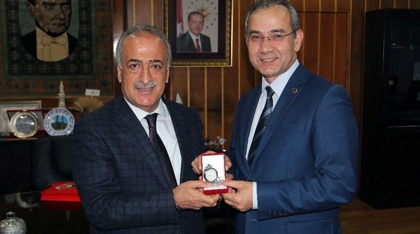 Arcaklıoğlu Ve Pınarbaşı&rsquo;ndan, Rekt&ouml;r &Ccedil;omaklı&rsquo;ya Ziyaret