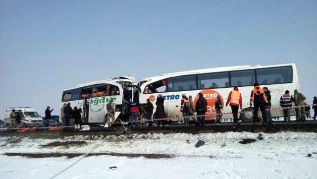 Iğdır'da Yolcu Otobüsleri Çarpıştı: 7 Ölü / Ek Fotoğraflar