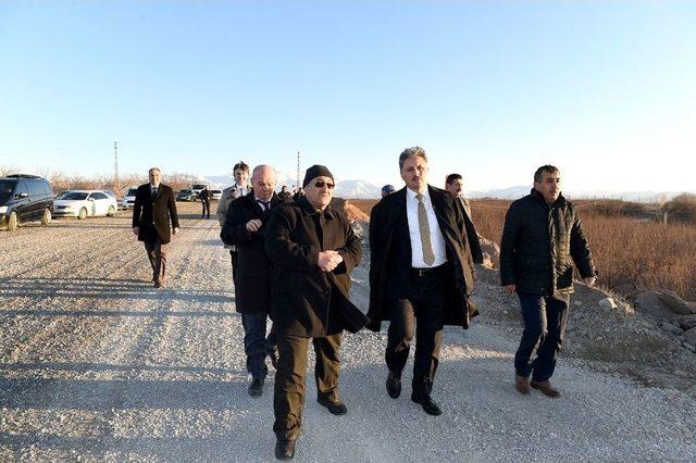 Başkan &Ccedil;akır &Ccedil;alışmaları Yerinde İnceledi 2