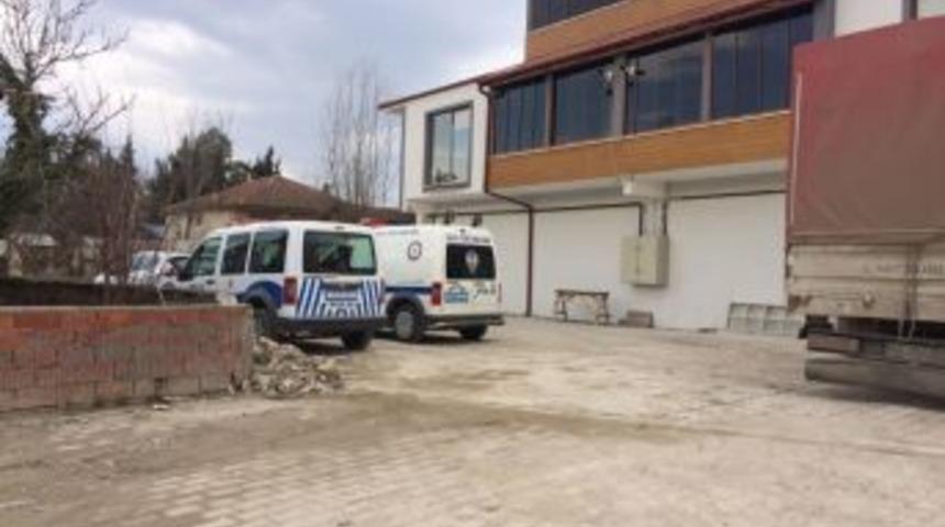 Tabancanın Ateş Alması Sonucu Kafasından Yaralanan Gen&ccedil; Hastaneye Kaldırıldı