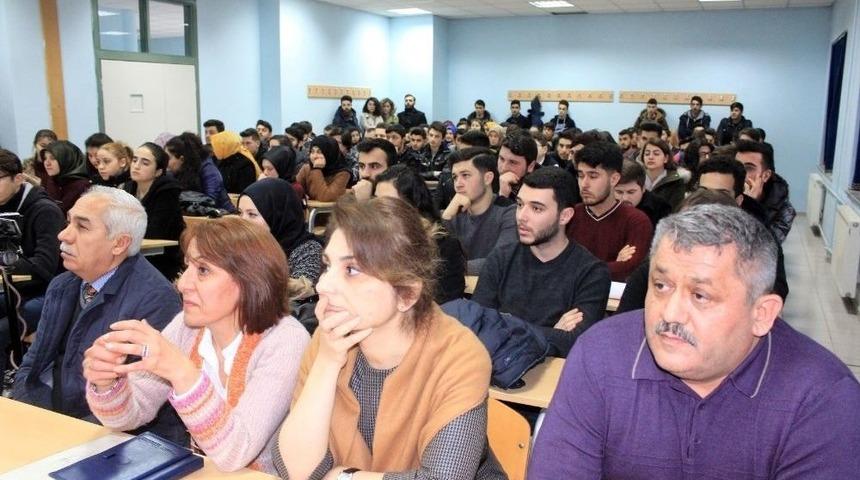 Akyazı Myo&rsquo;da &lsquo;kariyer G&uuml;nleri&rsquo; Etkinliği D&uuml;zenlendi