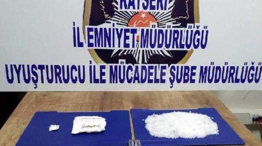 Kayseri'de Uyuşturucu Operasyonu: 2 G&ouml;zaltı