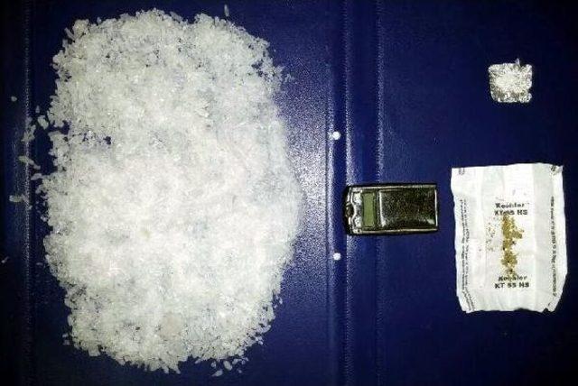 Kayseri de Uyuşturucu Operasyonu: 2 G&ouml;zaltı 1