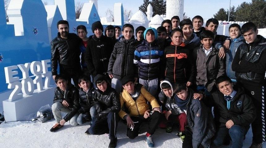 Mareşal Fevzi &Ccedil;akmak &Ouml;ğrencileri, Kar Sokağında