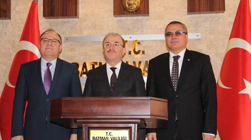 İ&ccedil;işleri Bakan Yardımcısı &Ouml;zt&uuml;rk Batman&rsquo;da