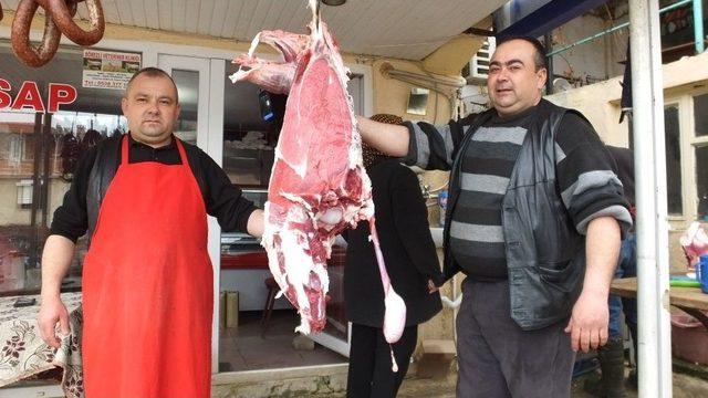 Balıkesir&rsquo;de Ucuz Etin Adresi Ağacık Mahallesi 2