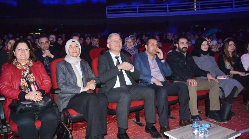 Serdar Tuncer, Torbalı&rsquo;da Şiirlerle Tarihe Yolculuk Yaptırdı